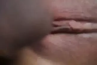 चुंबन चुंबन हिंदी सेक्सी मूवी इंग्लिश चिढ़ स्नातक आग लगानेवाला सौंदर्य फर्श पर