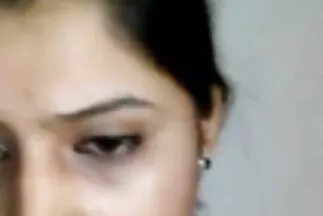 लेस्बियन लगन से उसकी जीभ हिंदी सेक्सी मूवी इंग्लिश के साथ उसके प्रेमी की बिल्ली स्ट्रोक
