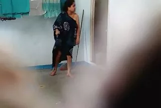 नग्न लड़की सेक्स वीडियो हिंदी फिल्म मूवी पीछे के कमरे में और