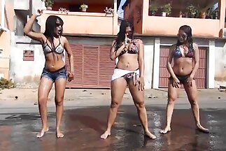 सेक्स मूवी वीडियो में दिखाएं